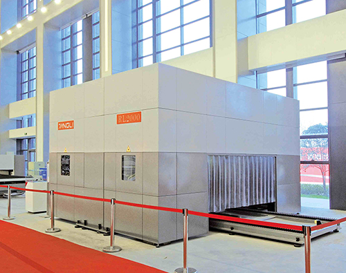 RL2000型機(jī)器人三維激光切割機(jī)